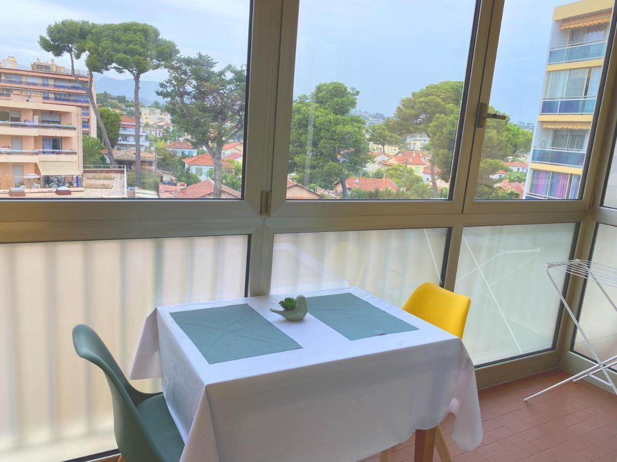Coquet Logement Front De Mer Cagnes-sur-Mer Ngoại thất bức ảnh