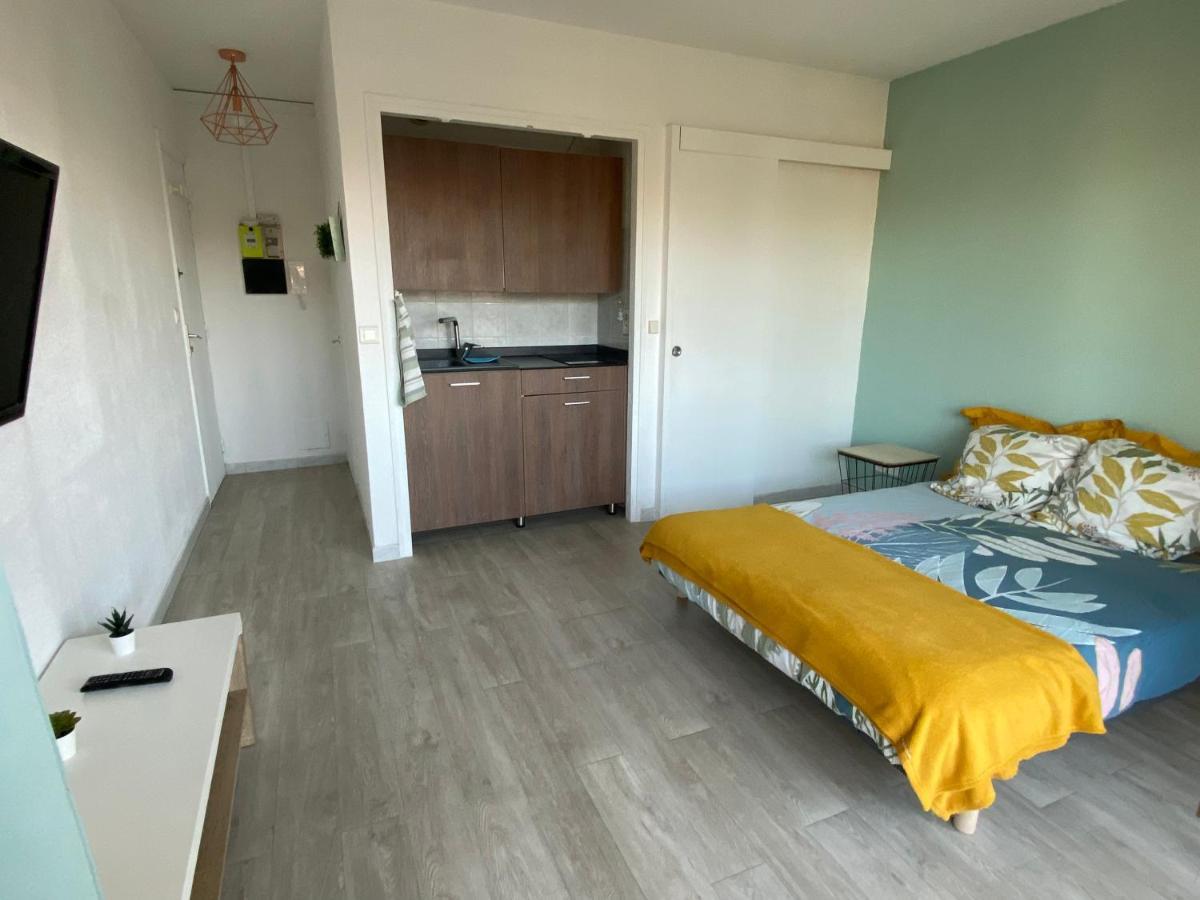 Coquet Logement Front De Mer Cagnes-sur-Mer Ngoại thất bức ảnh