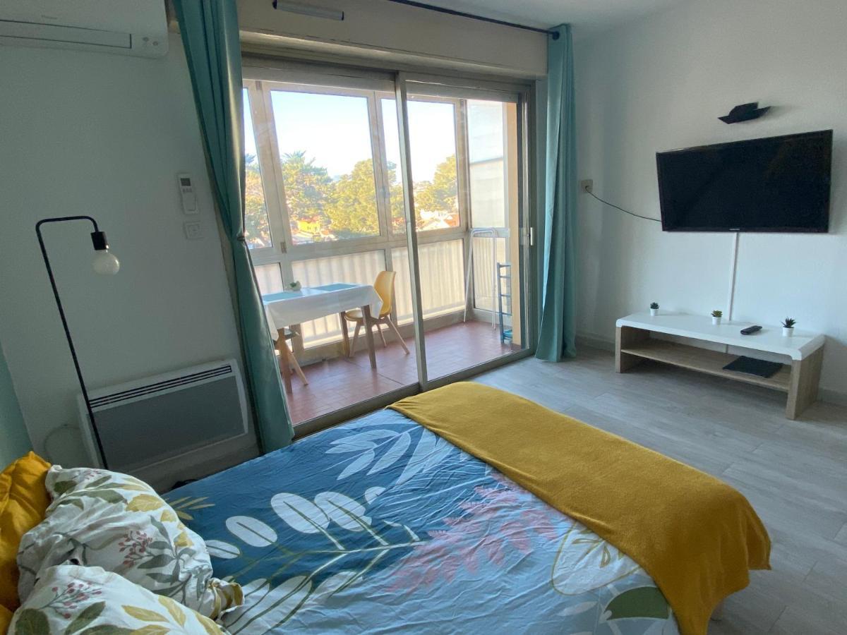 Coquet Logement Front De Mer Cagnes-sur-Mer Ngoại thất bức ảnh